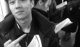 吃瓜娱乐微博头像图片男,揭秘吃瓜娱乐界男星们的微博头像魅力