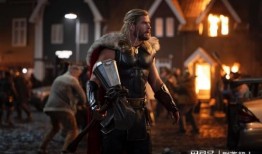 雷神4爱与雷霆最新爆料,爱与雷霆全新爆料：漫威宇宙再掀波澜，爱与雷霆交织传奇！