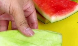 网红打假吃瓜,揭秘网络吃瓜背后的真相