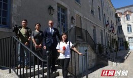 信丰学生爆料斗气事件视频,校园暴力冲突视频曝光