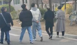 济宁网红吃瓜事件是真的吗